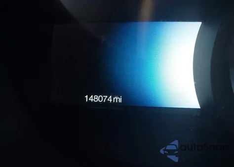 2017 Ford Fusion Hybrid Platinum z USA, uszkodzony, nr VIN 3FA6P0RU2HR416290